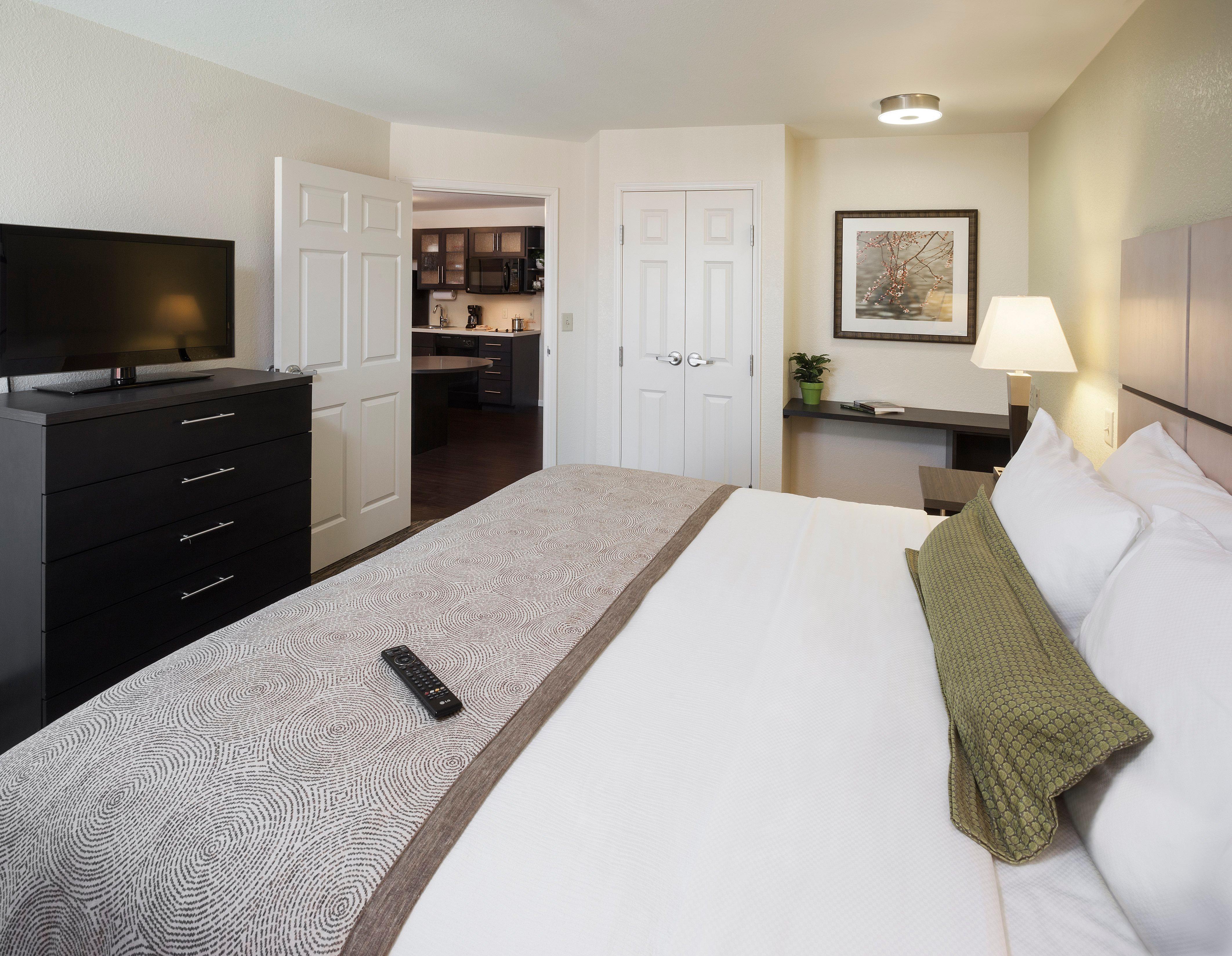 Candlewood Suites Philadelphia - Airport Area By Ihg Chester Zewnętrze zdjęcie